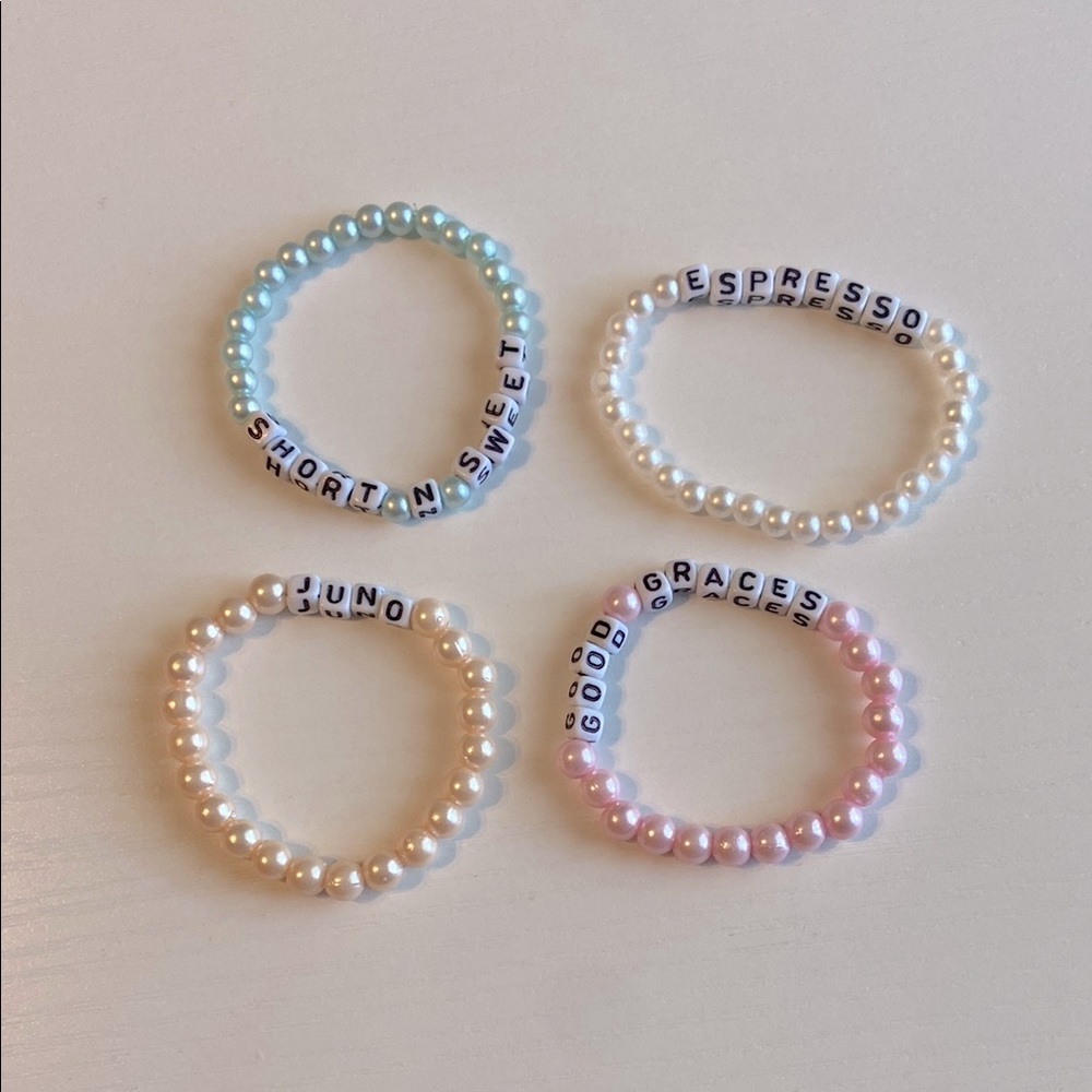 Sabrina Carpenter Short n’ sweet tour bracelets 3 pcs